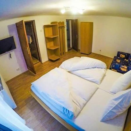 فندق Lupeni في  Casa Germana المظهر الخارجي الصورة