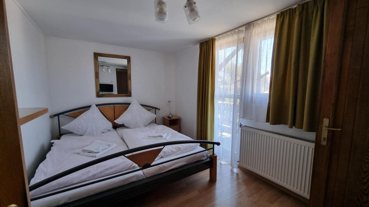فندق Lupeni في  Casa Germana المظهر الخارجي الصورة